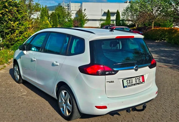 Opel Zafira cena 29999 przebieg: 211364, rok produkcji 2014 z Sochaczew małe 232